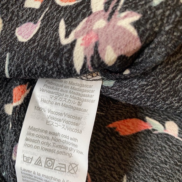Madewell Drifting Flowers Rhyme Top In Tossed Floral True Black size XXS - Picture 5 of 5